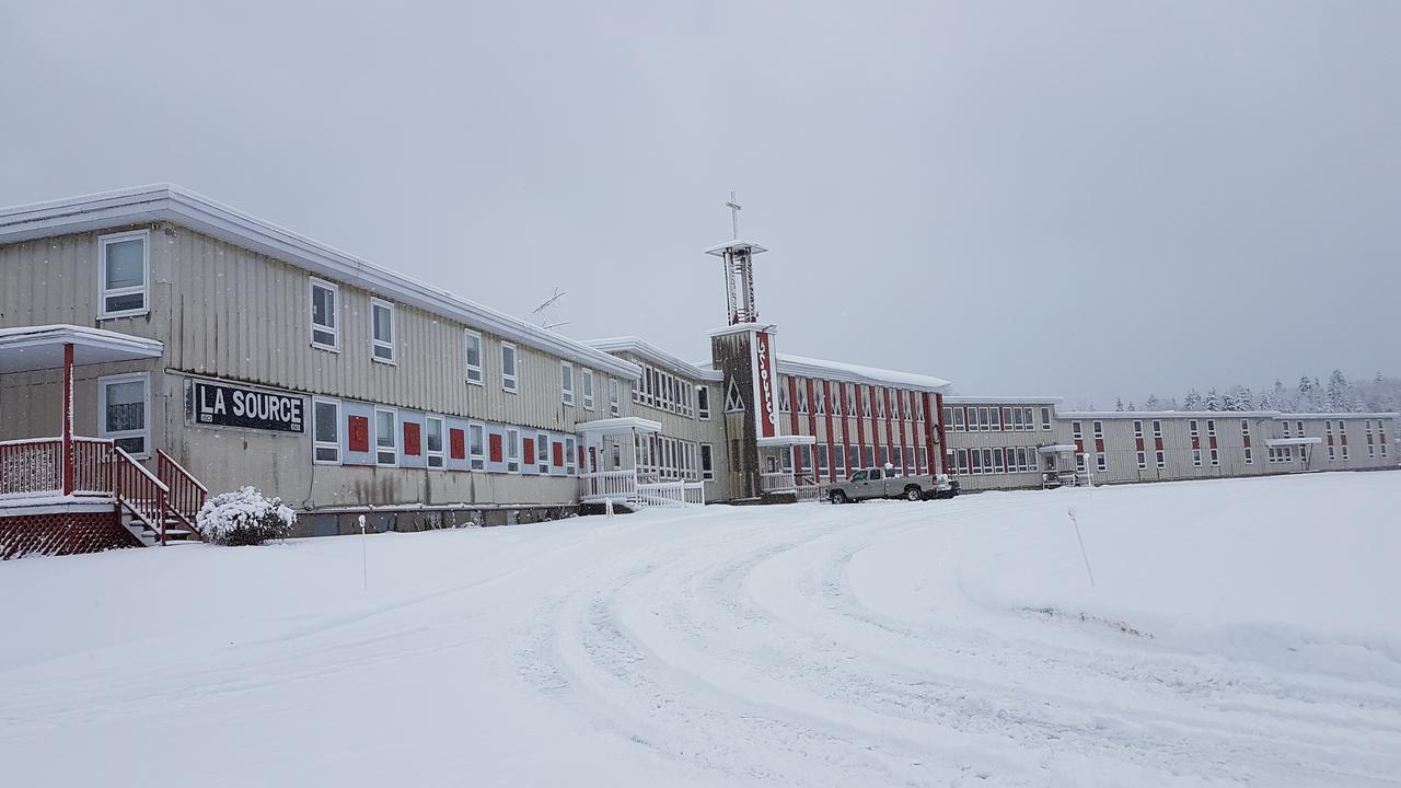Albergue Domaine St-Viateur Amos Exterior foto